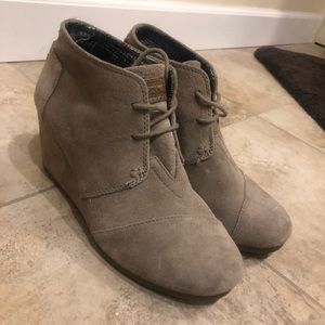 Toms Wedges